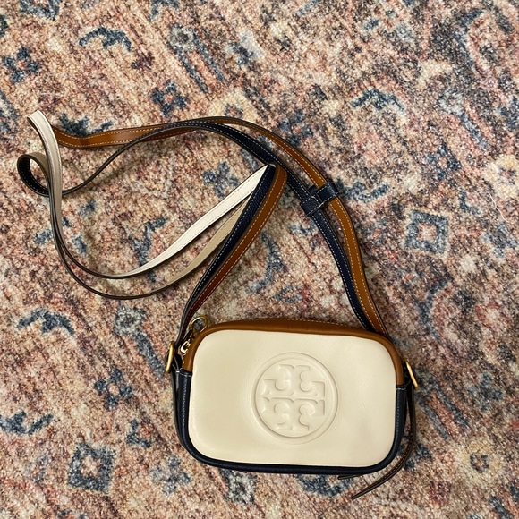 Tory Burch Handbags - Tory Burch perry bombe colorblock mini bag